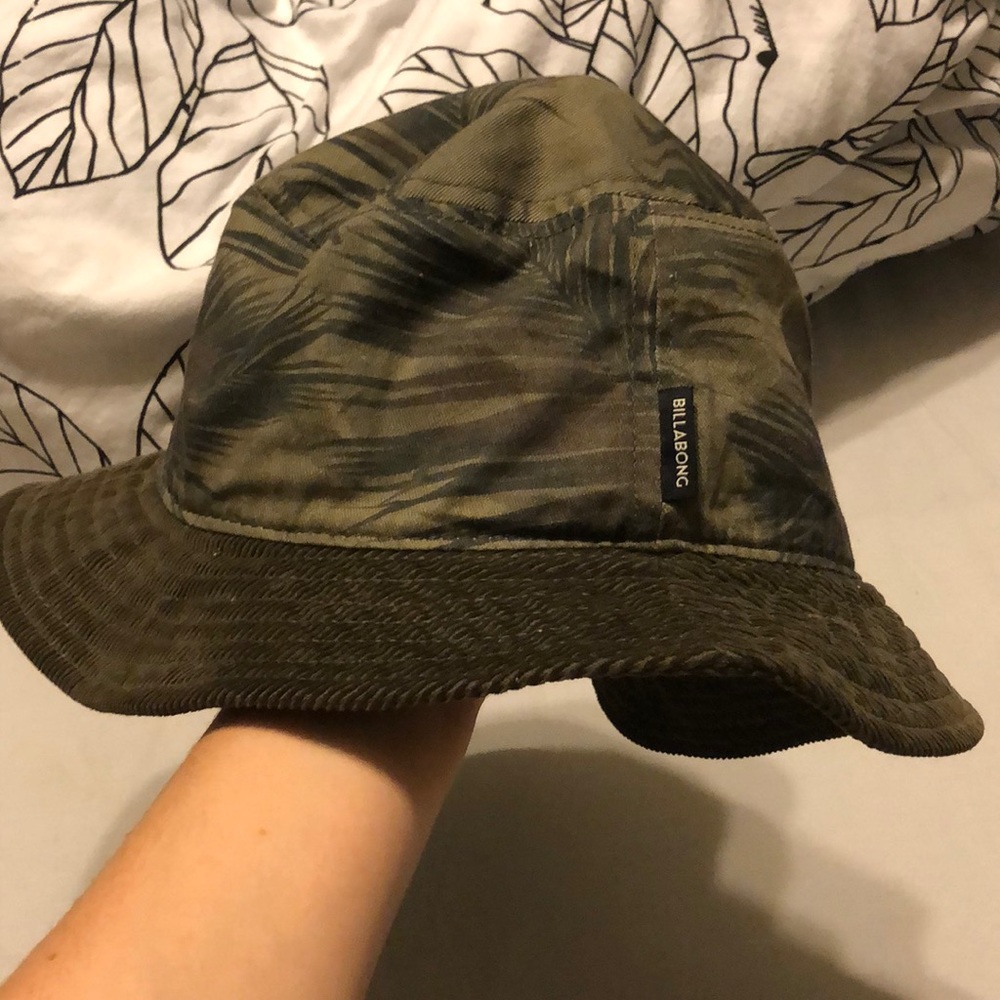 Jungle theme bucket hat